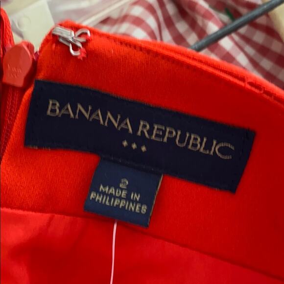 Banana Republic 2 red skirt - Picture 5 of 6